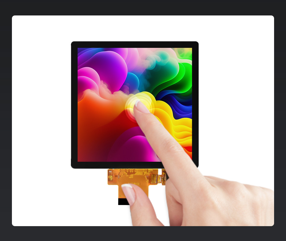 用一根手指触摸 4 英寸 IPS 电容触摸 LCD 屏幕，展示触摸效果