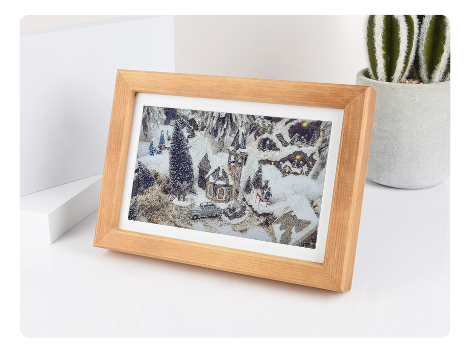 7.3 英寸彩色墨水屏电子