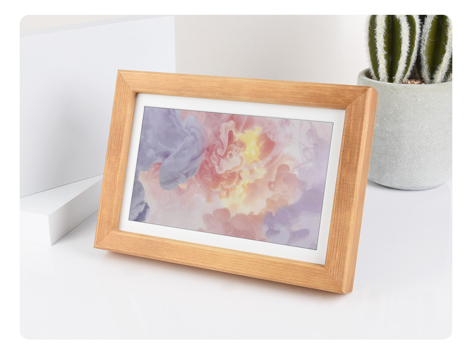 7.3 英寸彩色墨水屏电子