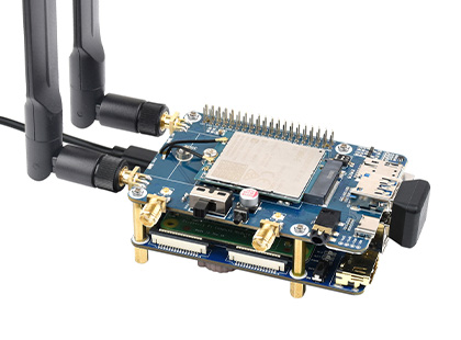 接入 CM4 扩展板的树莓派 LTE Cat 6 通信扩展板 LTE-A 高速通信