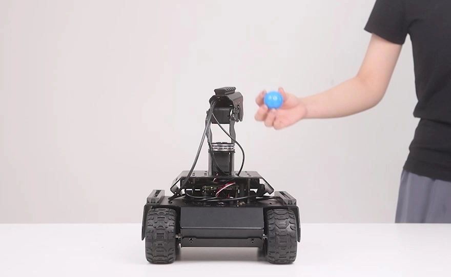 UGV Rover AI 机器人识别，追踪，锁定