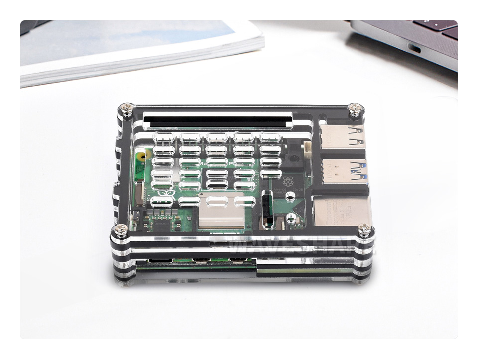 树莓派 5 亚克力透明外壳产品展示