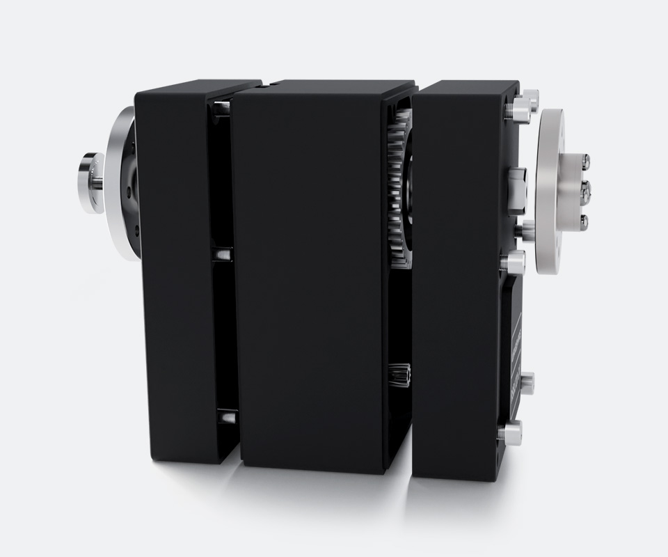 120KG.cm 金属串行总线舵机无刷电机 + 钢制波箱