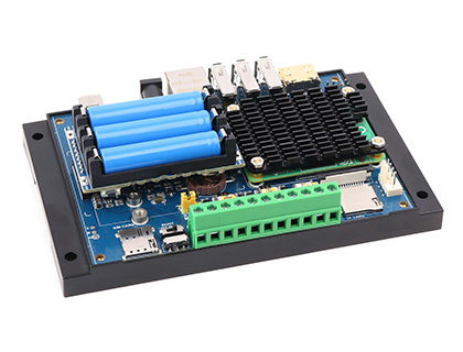 树莓派 CM4 带 UPS 工业扩展模块