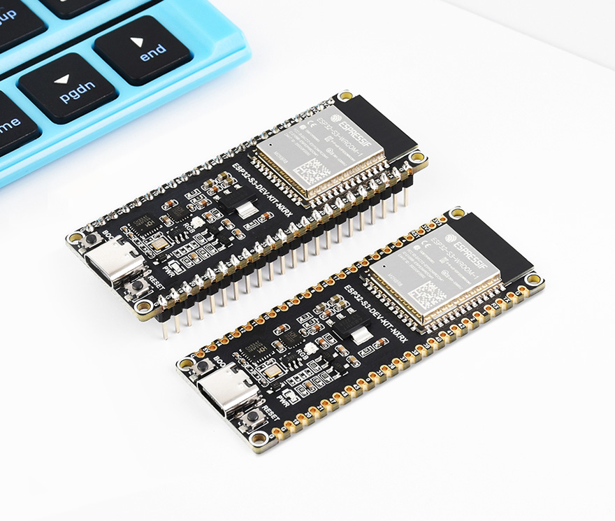 微雪 ESP32-S3 微控制器 Wi-Fi 开发板 标准版本产品展示