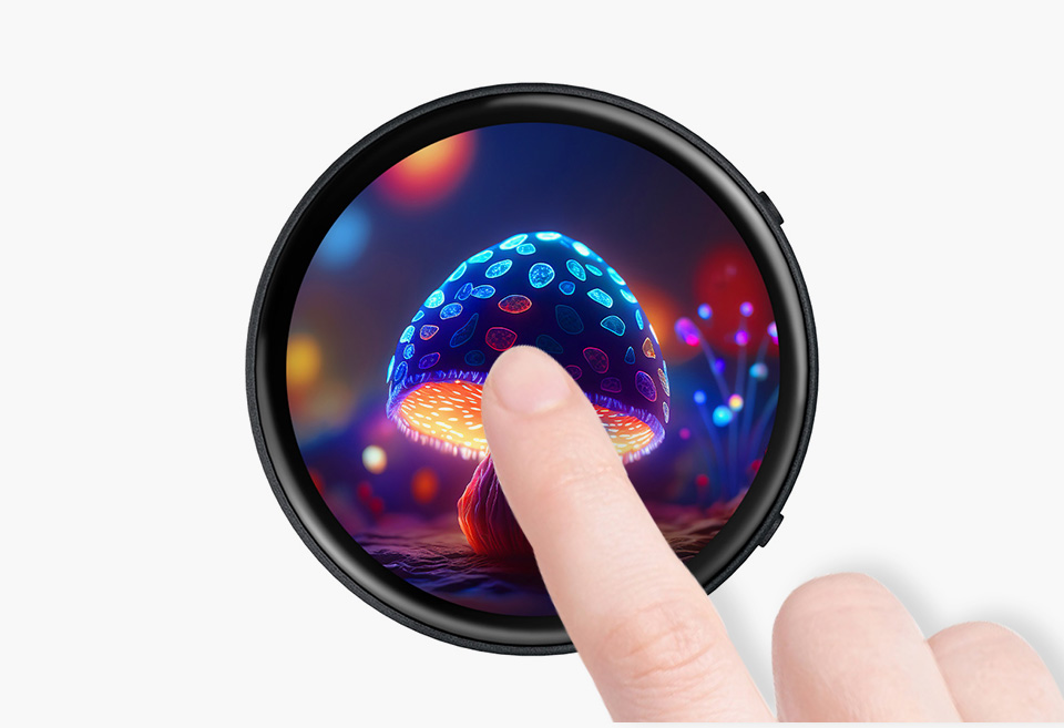 三个ESP32-S3 1.75 英寸电容触控屏开发板并列，并展示不同视角及IPS屏幕软件