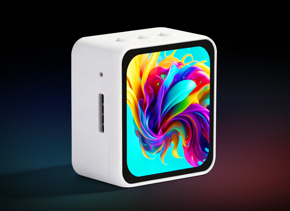  ESP32-S3 2.16 英寸电容触控屏开发板采用 AMOLED 屏幕，拥有更为精准的控光能力，呈现出更细腻的色彩和更多的细节，影像画面更为生动