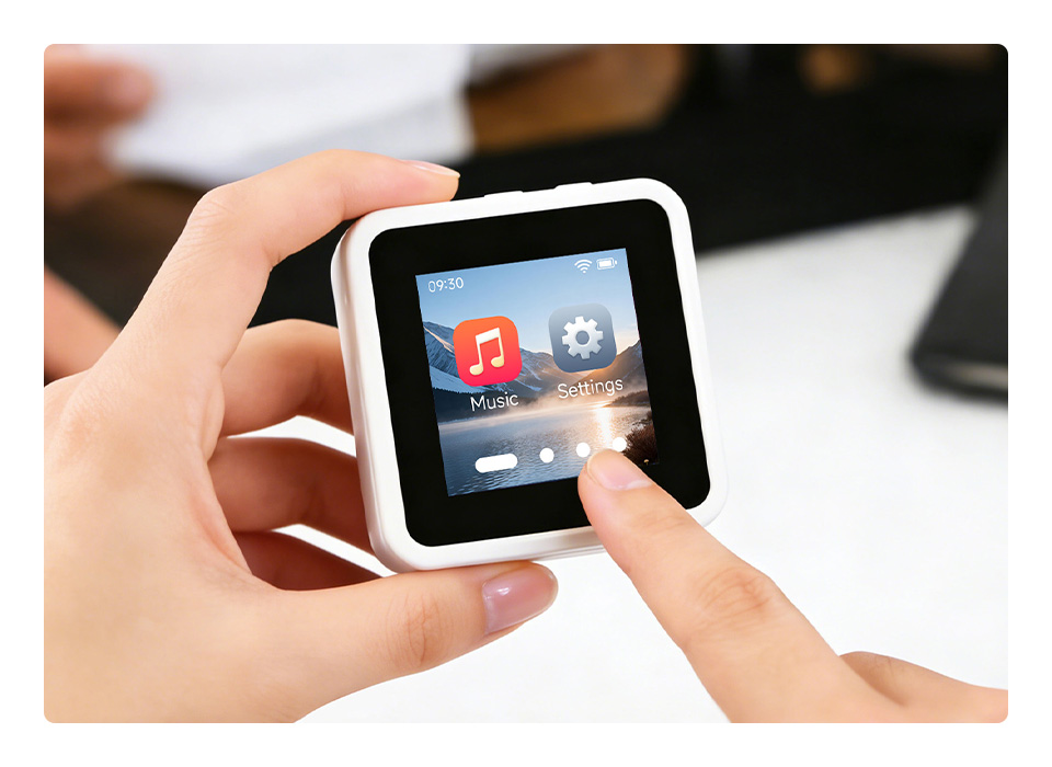 RP2350 1.54 英寸触摸液晶开发板小巧面板