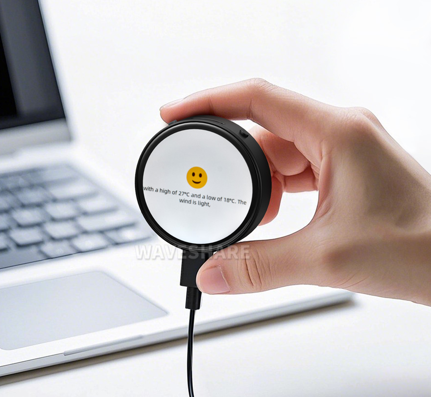 三个T5-E1 1.75 英寸电容触控屏开发板支持 AI 语音交互