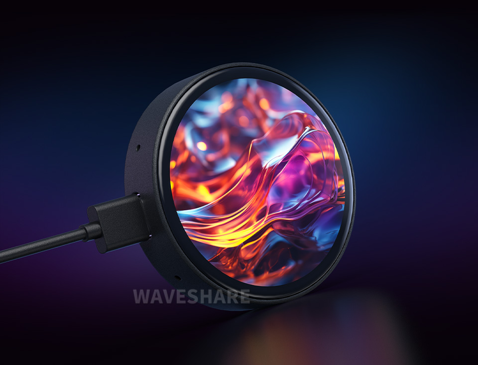 三个T5-E1 1.75 英寸电容触控屏开发板采用 AMOLED 屏幕